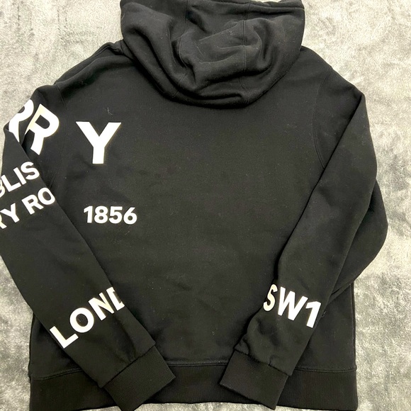 Burberry Horseferry Print Oversized Cotton Drawstring Hoodie - Picture 4 of 5